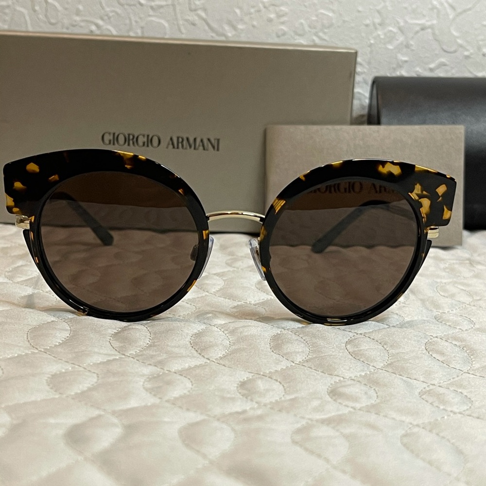 ❌SOLD❌ Giorgio Armani Sunglasses